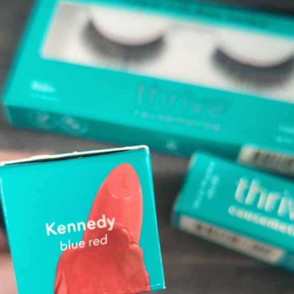 Spa Package Rachel Zoe Thrive Causemetics Lipstick Lash Clinicals Serums - Picture 7 of 13